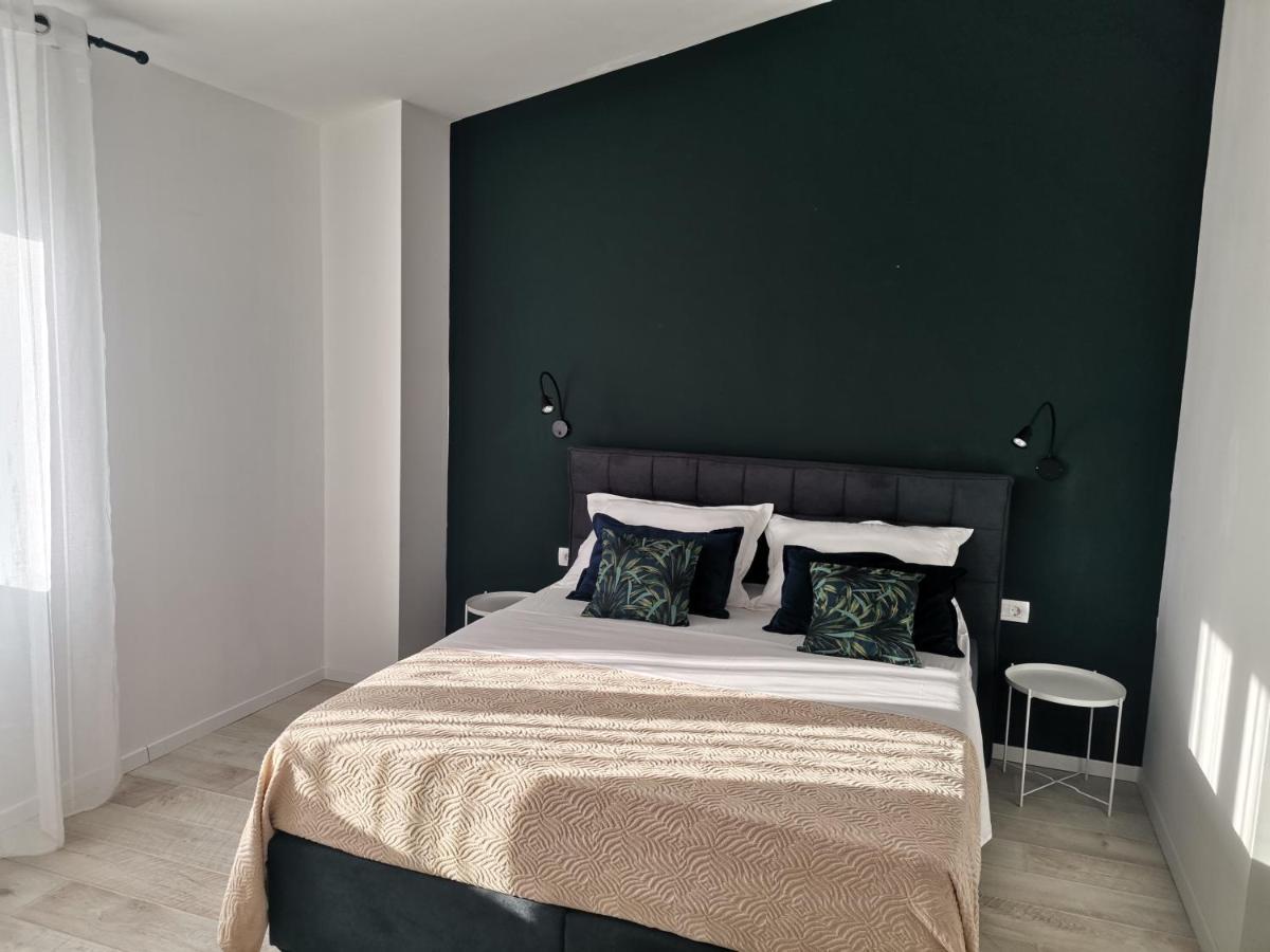 Apartmani Darko Rtina Exterior photo