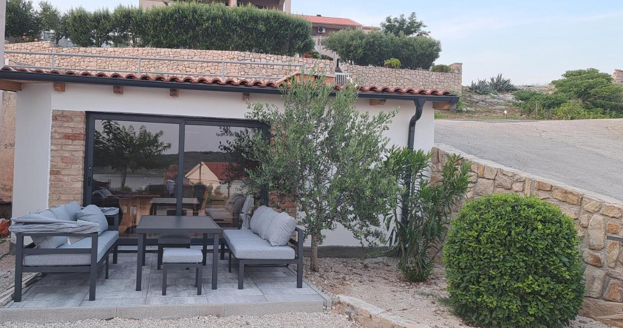 Apartmani Darko Rtina Exterior photo